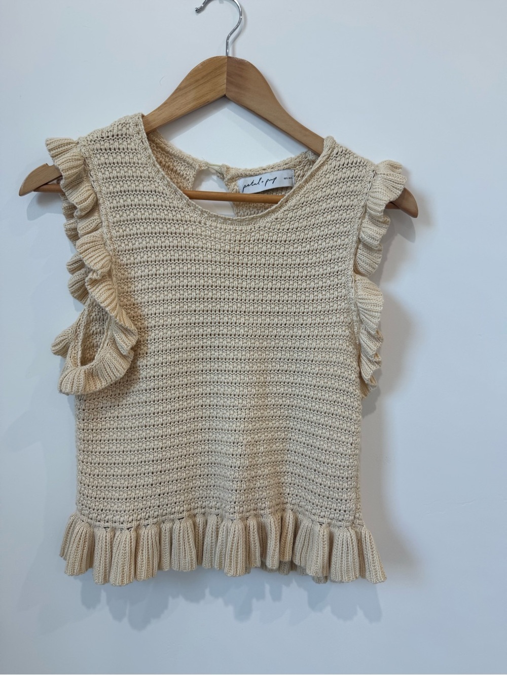 Petal & Pup Katia Frill Sleeveless Sweater
Size S - Picture 4 of 6